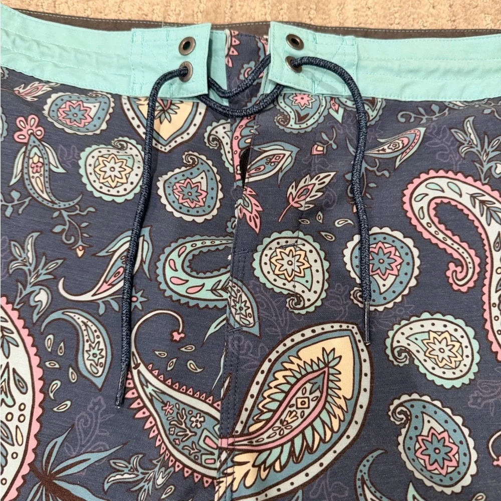 O'Neill OG CRUZER 18'' Blue Indigo Paisley Board Shorts
